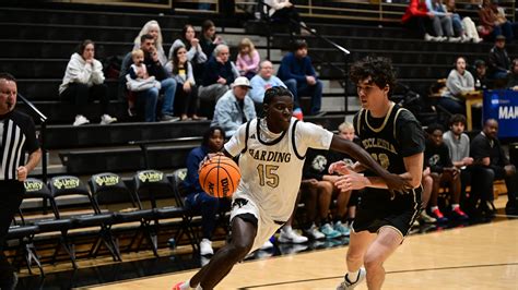 Mount Pleasant’s Reggie Webster scores 12 points in Harding loss
