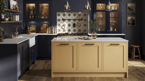 Chilcomb Saffron In Frame Kitchen | Fitted Kitchens | Howdens
