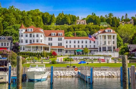 18 Most Romantic Getaways in Michigan