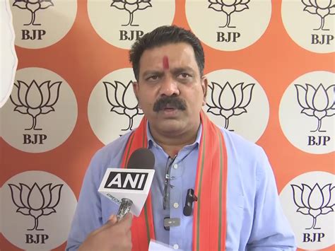 'Chhattisgarh and Central govt do not want to fire bullets ...