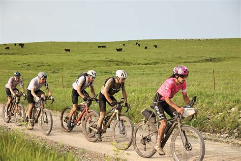 UNBOUND 2026, la carrera gravel más importante del mundo: TV en directo