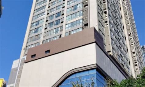 Rongshe Hotel (Fengcheng Wu Road Subway Entrance)(融舍酒店（凤城五路地铁口店）), Xi ...