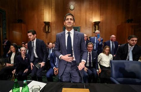 Fed's Policymaking Table Is Set for the 'Family Fight' Warsh Says He Wants