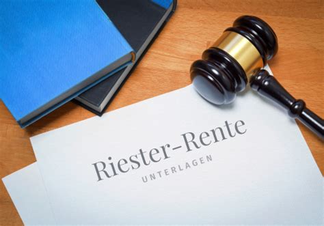 Nachträgliche Herabsetzung der monatlichen Rente bei Riester-Verträgen