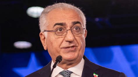 Iran's exiled crown prince urges US to stay the course