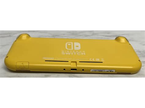 Nintendo Switch Lite 32GB Yellow | 049100362283 | Cash Converters