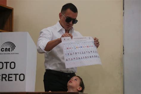 Daniel Noboa se proclama ganador en Ecuador pese a empate virtual con ...