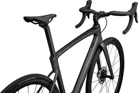 SPECIALIZED S-WORKS ROUBAIX SL8 2024 - Test, Reviews & Prijs