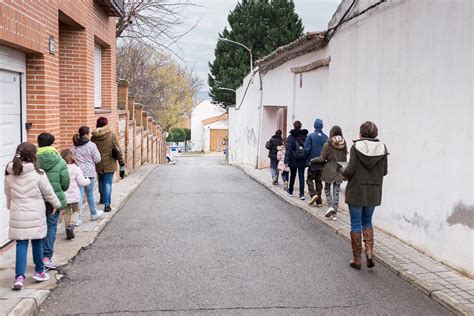 Simple Science: How to Make a Volcano with Kids