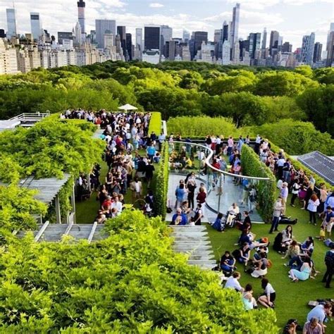 Metropolitan Museum Nyc Summer Roof Garden~ The Met Has A Roof Top