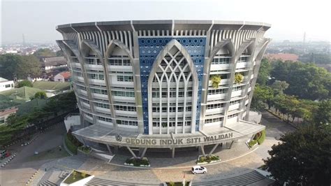 Gedung Induk Siti Walidah Universitas Muhammadiyah Surakarta Dji