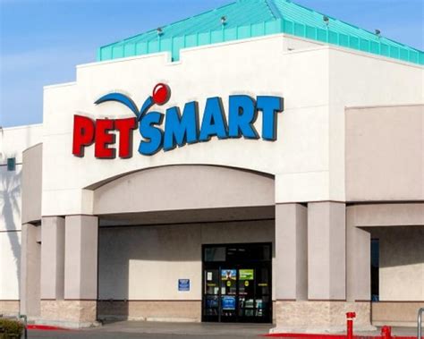 PetSmart Gives Pet Owners a New Reason to Visit a Physical Location