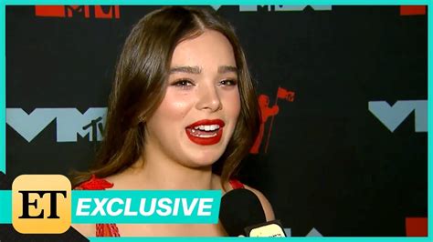 Mtv Vmas Hailee Steinfeld Teases What To Expect From Her New Music Exclusive Youtube