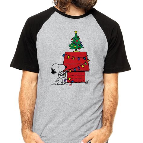 A gente ora e janta um jantar especial somente para natal! Camiseta Snoopy Natal Neve Snoopy Familia Snoopy Feliz ...