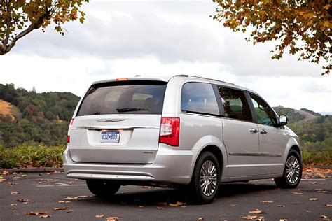 2011 Chrysler Town And Country Review Trims Specs Price New Interior