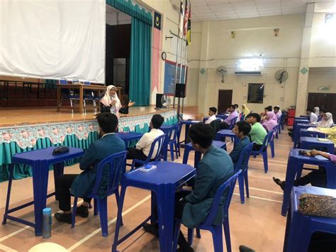 Assalamualaikum dan salam sejahtera saya dalam proses mengumpul kesemua kertas peperiksaan percubaan spm negeri 2020 bagi matapelajaran matematik tambahan. Portal Rasmi SBP Integrasi Selandar: Peperiksaan Percubaan ...