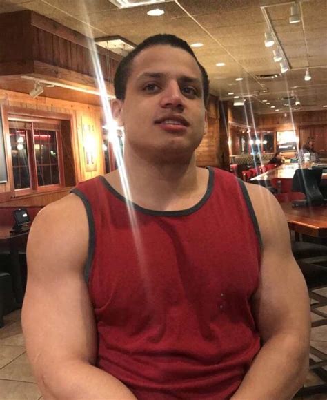 Erobb221s Brother Appreciation Post For Going On A Date With His New