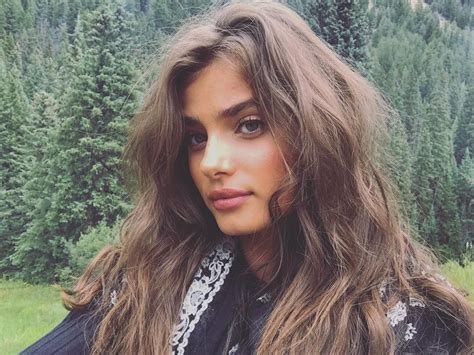 4864k Likes 1314 Comments Taylor Hill Taylorhill On Instagram