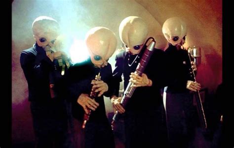 Star Wars Cantina Theme With A Pencil Is The Best Thing On The Internet