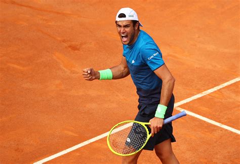 In a massive upset german world number 186 defeated 7th seed italy's matteo berrettini to enter the 4th round of french open 2020. Rio Open confirma mais um top 10 para 2020: Matteo Berrettini