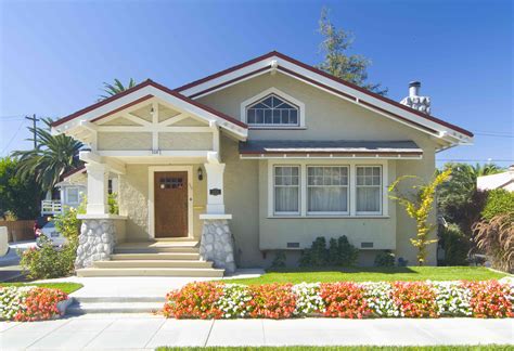 What Is A Craftsman House