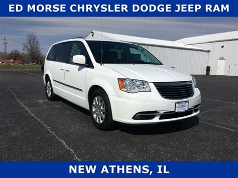 Used 2016 Chrysler Town And Country For Sale In Sparta Il With Photos
