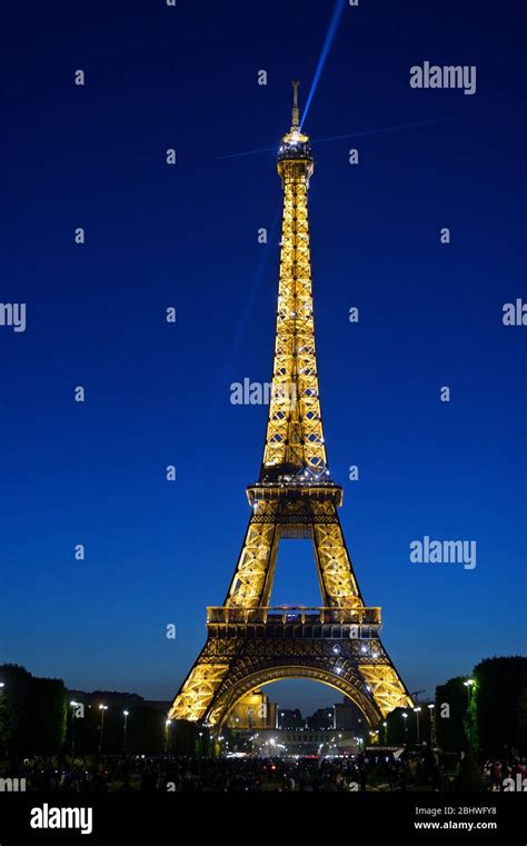 The World Famous Eiffel Tower Towards Le Palais De Chaillot Paris Fr