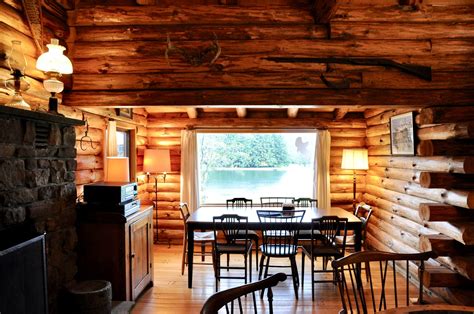 Choose from numerous log cabin kits available in various layouts, sizes, and wood type. New York Log Cabin | Mountain Getaways