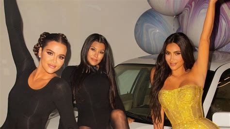 We Re Keeping It Real Kim And Khloé Kardashian Clap Back At Critics As The Kardashians