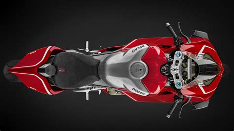 The New Ducati Panigale V4r 221 Hp Street Legal Missle Drivemag Riders