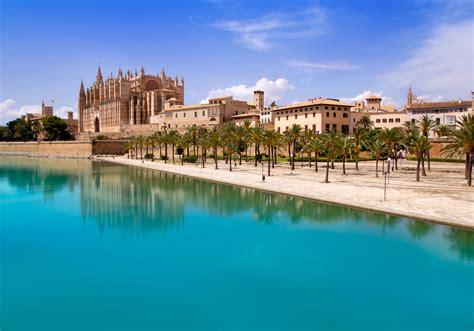 Visit Palma De Mallorca In Majorca Spain With Cunard