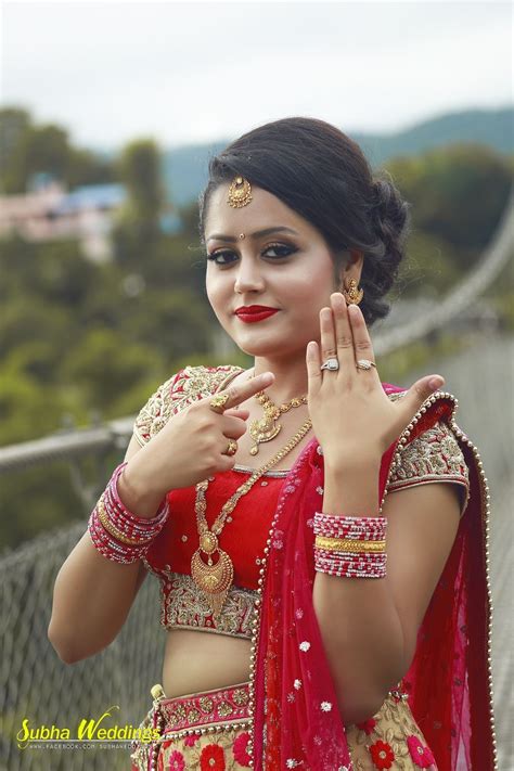 Pin By Rameshbhai Dhameliya On Art Indian Wedding Photography Poses Indian Wedding Bride