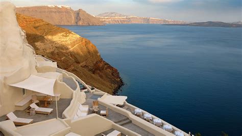 Top 10 Worlds Most Spectacular Cliffside Hotels The Luxury Travel