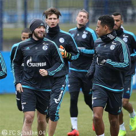 Schalke 04 retrouvez toute l'actualité et les informations du club schalke 04 : FC Schalke 04 on Twitter: "Auf #Schalke wird heute um 10 ...