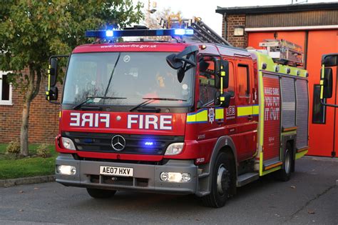The london fire brigade (lfb) is the statutory fire and rescue service for london. BlueLightTim - London Fire Brigade - BlueLightTim