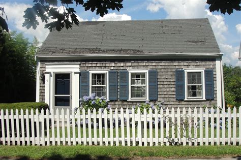 Cape Cod Historic Homes | Blog: Charming Cottage with a Spectacular