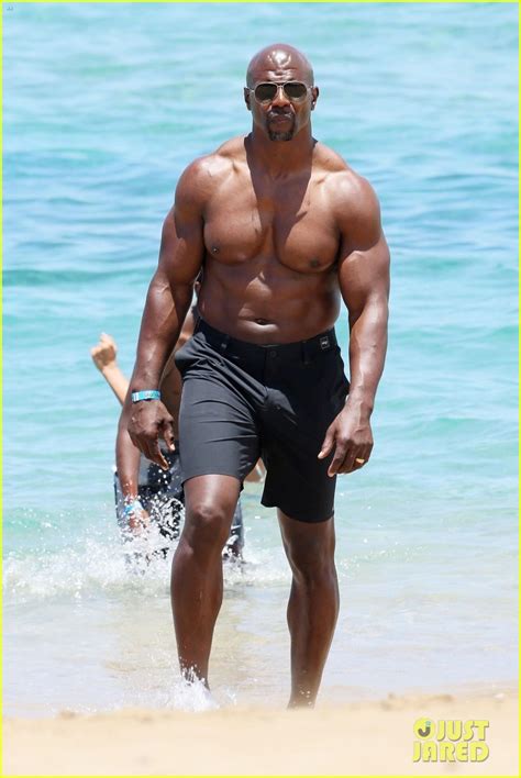 Terry Crews Shows Off Buff Body While Celebrating Th Birthday On The