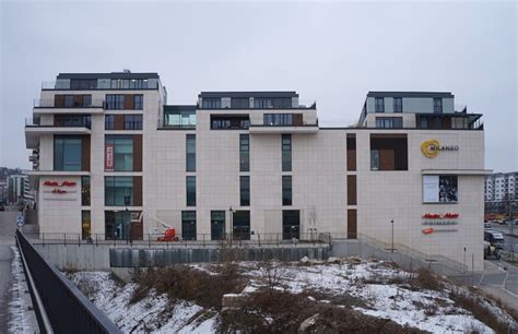 Die altstadt lockt mit ihrem besonderen charme und den restaurierten und sanierten altbauten immer mehr interessenten in das viertel. Neubau heute: Stuttgart Europaviertel und Milaneo-Center ...