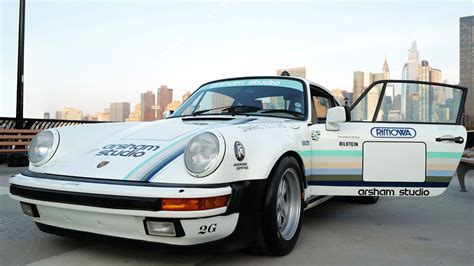 Zwei Jahre Arbeit Porsche 911 Turbo 930a Von Daniel Arsham Auto