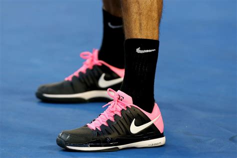 Led to viewers asking if they were his 'lucky pants'. Rafa & Federer actual shoes - Malaysian Tennis Community ...