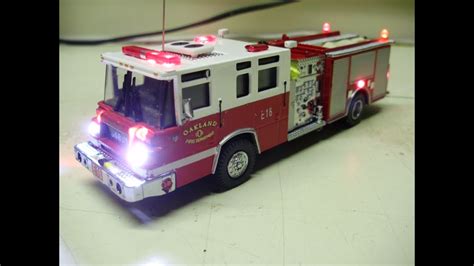 164 Scale Code 3 Pierce Quantum Diecast Fire Truck Model With Working