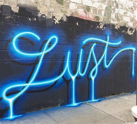 Neon Graffiti Beamazed Graffiti Art Graffiti Designs Murals Street Art Wie Zeichnet Man