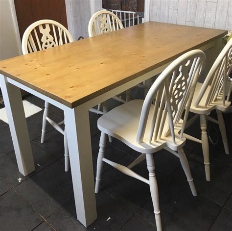 Farmhouse Kitchen Table And Four Chairs In Pontefract West Yorkshire