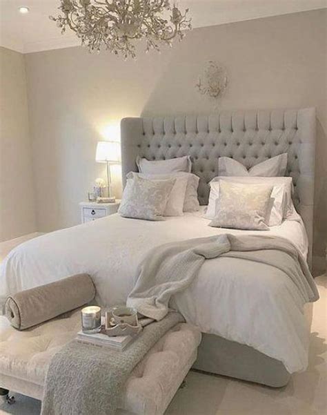 10 Bedroom White Walls Ideas