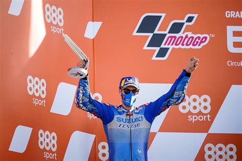 Alex Rins In The Fight For The Motogp Race Win At Valencia Alpinestars