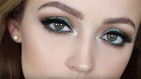 Easy Makeup Looks For Green Eyes Viva La Vibes