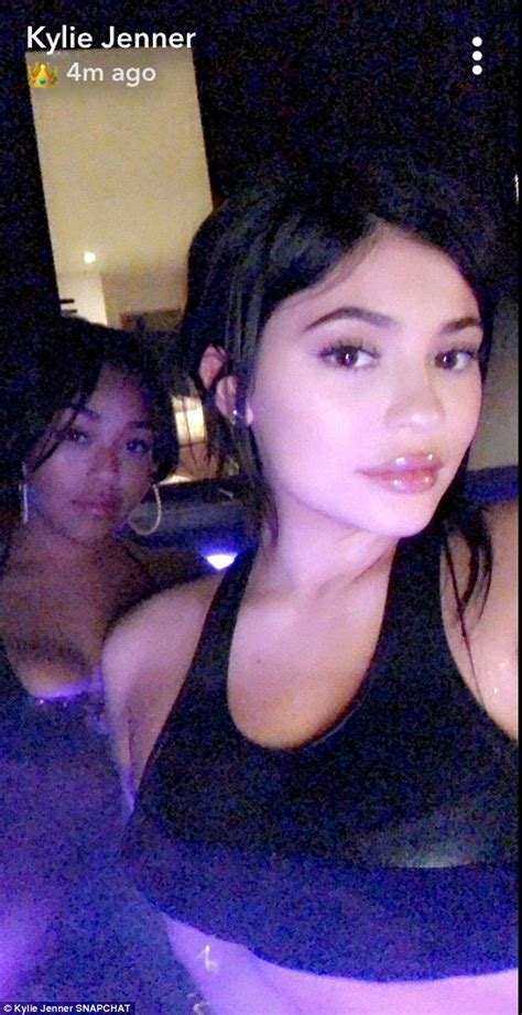 New Mum Kylie Jenner Flashes Her Toned Stomach In A Hot Tub Kylie Jenner Snapchat Kylie