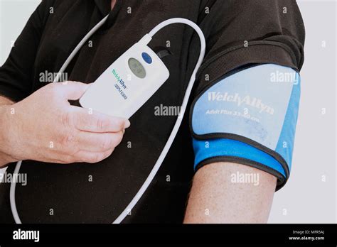 Blood Pressure Monitoring1 Hi Res Stock Photography And Images Alamy