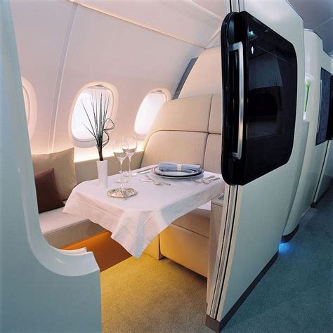 A380 Emirates Airline Luxury Jets Flying First Class