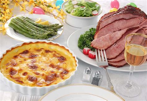 If you're hosting an easter brunch for friends and family, guests will likely be expecting some type ham or lamb as the main course. Fast and Fresh Easter Dinner Side-Dishes